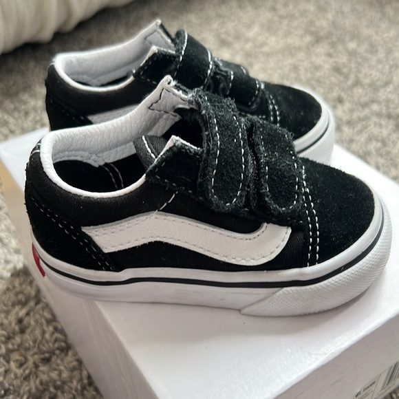 Toddler vans original  old skool Velcro’s 4c - Picture 4 of 10